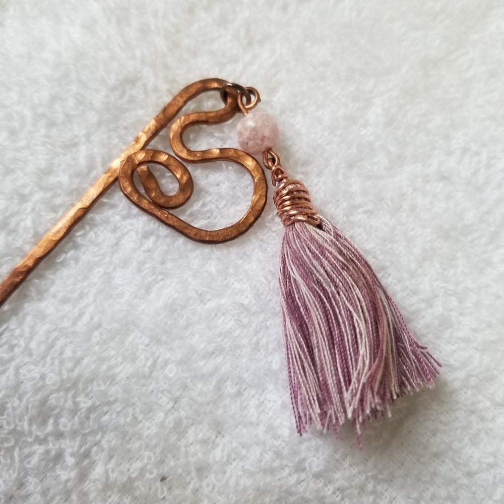[SOLD] Vintage handmade hammered copper bookmark